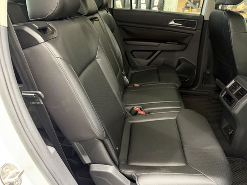 Used 2018 Volkswagen Atlas SE FWD image 32