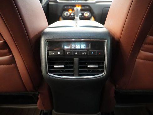 Used 2017 MAZDA CX-9 Signature AWD/4WD image 33