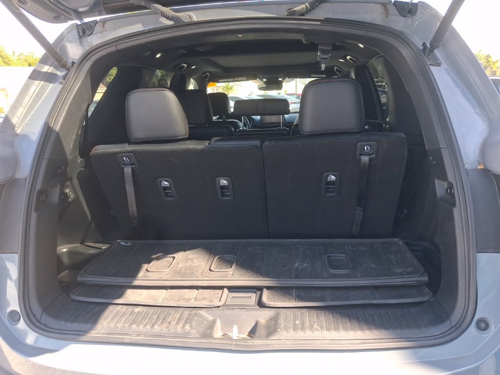 Used 2025 Honda Pilot Black Edition image 13