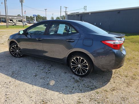 Used 2015 Toyota Corolla S Premium FWD image 7