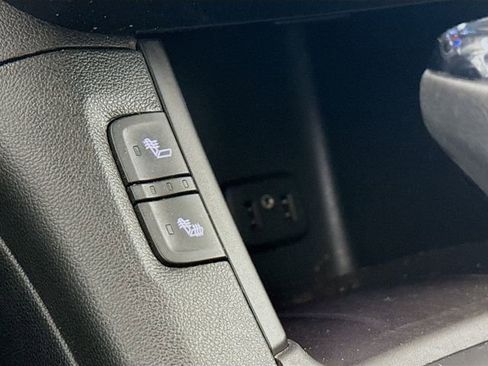 Used 2017 GMC Acadia SLT image 20