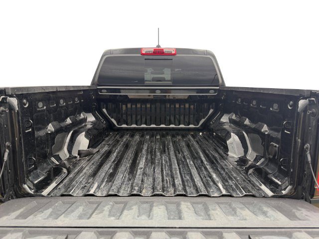 Used 2024 GMC Canyon AT4 w/ AT4 Premium Package AWD/4WD image 18