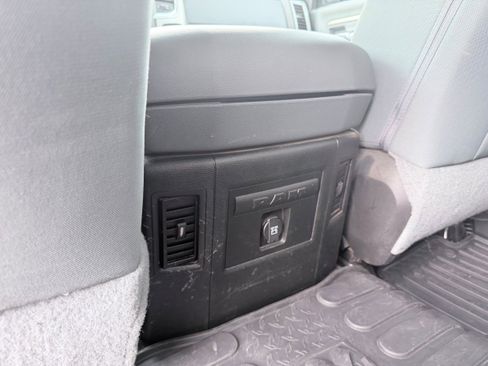 Used 2019 RAM 1500 Big Horn image 20