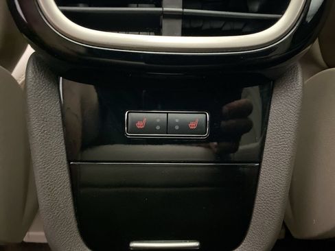 Used 2023 Lincoln Nautilus Reserve AWD/4WD image 27