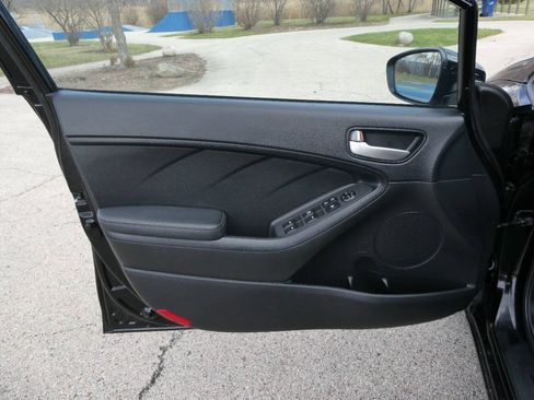 Used 2017 Kia Forte LX FWD image 22