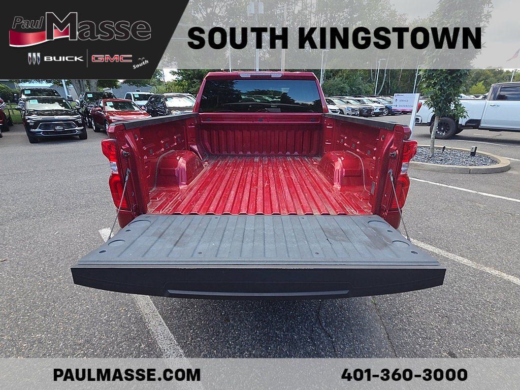 Used 2019 Chevrolet Silverado 1500 Custom w/ Custom Value Package AWD/4WD image 24
