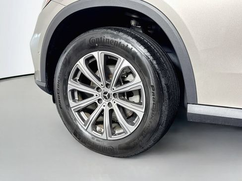 Used 2023 Mercedes-Benz GLC 300 w/ Exclusive Trim Package image 39