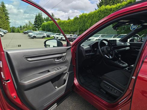 Used 2025 Honda CR-V Sport image 21