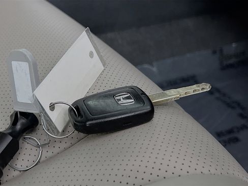 Used 2023 Honda Accord EX-L image 36
