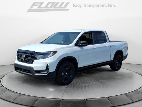 New 2026 Honda Ridgeline Black Edition image 3