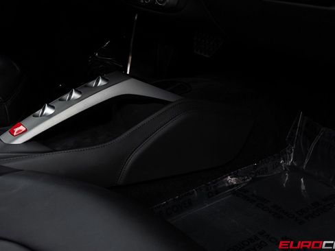 Used 2016 Ferrari 488 GTB image 36