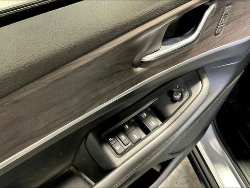 New 2025 Jeep Grand Cherokee Limited image 27