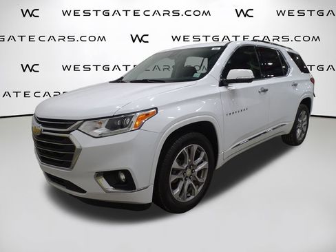 Used 2020 Chevrolet Traverse Premier image 1