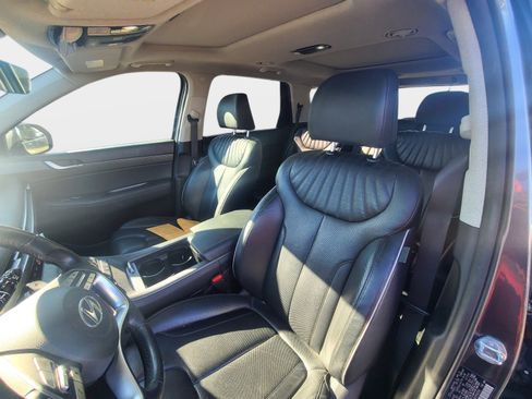 Used 2023 Hyundai Palisade Limited image 9