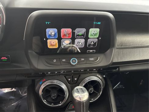 Used 2018 Chevrolet Camaro SS RWD image 19