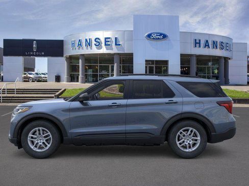 Used 2026 Ford Explorer Active image 3
