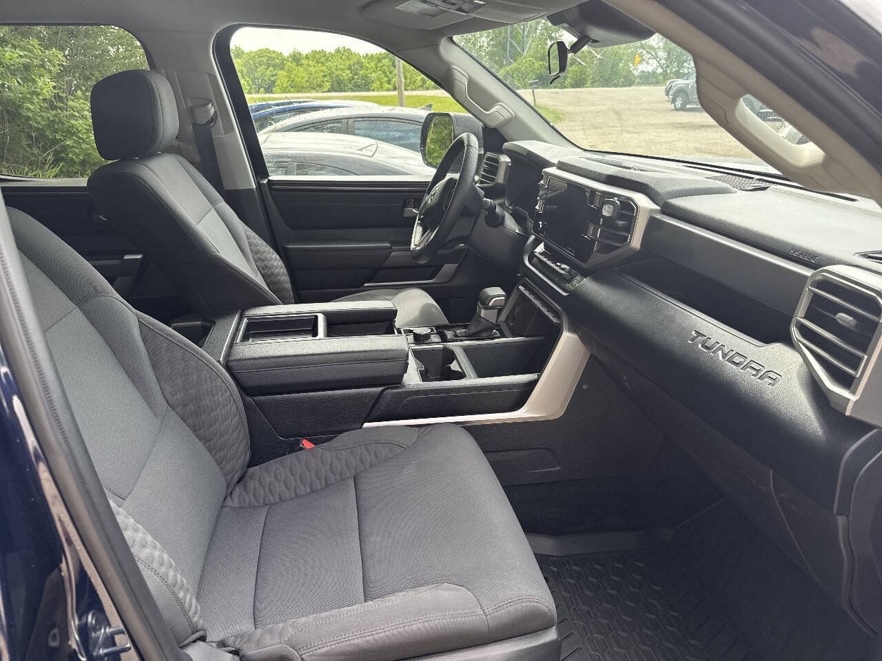Used 2024 Toyota Tundra SR5 AWD/4WD image 7