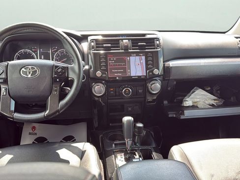 Used 2021 Toyota 4Runner Venture w/ Moonroof Package AWD/4WD image 21