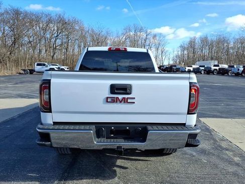 Used 2017 GMC Sierra 1500 SLT w/ SLT Premium Package image 8