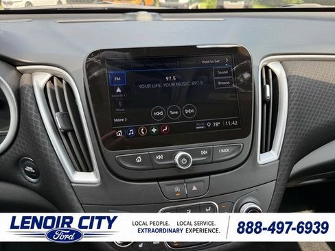 Used 2024 Chevrolet Malibu LT FWD image 23