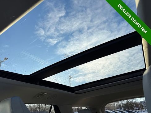 Used 2025 Ford Explorer Platinum w/ LUX Leather Package image 49