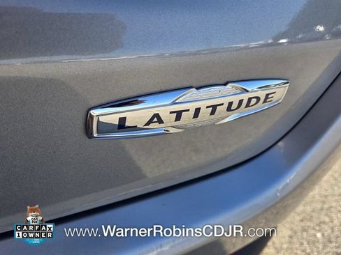 Used 2024 Jeep Compass Latitude AWD/4WD image 13