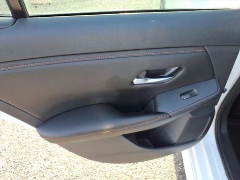 Used 2022 Nissan Sentra SR w/ Trunk Package image 21