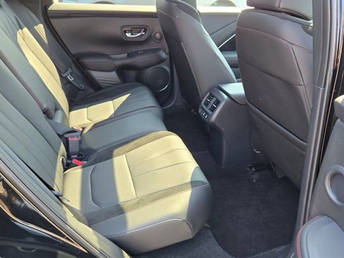 Certified 2025 Acura ADX A-Spec image 12