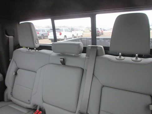 New 2026 GMC Sierra 1500 SLT w/ SLT Premium Plus Package image 17