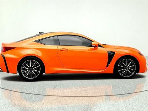 Used 2015 Lexus RC F w/ Premium Package RWD image 4