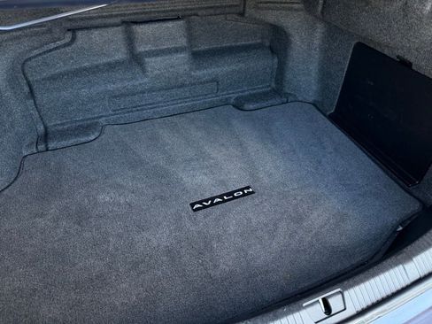 Certified 2017 Toyota Avalon Limited w/ Carpet Mat Package image 21