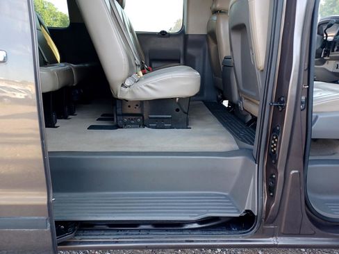 Used 2012 Nissan NV 3500 SL w/ Technology Pkg image 31