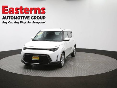 Used 2023 Kia Soul LX w/ Option Group 015 FWD image 55