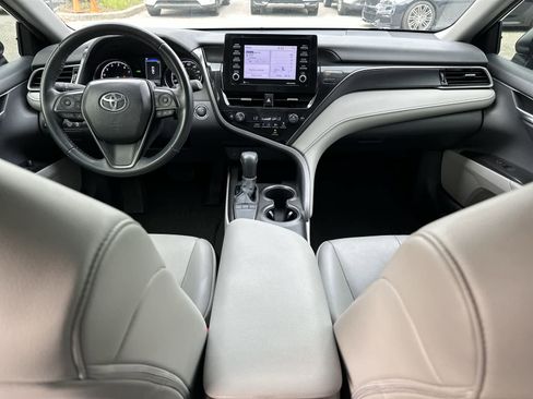 Used 2024 Toyota Camry SE w/ Convenience Package FWD image 20
