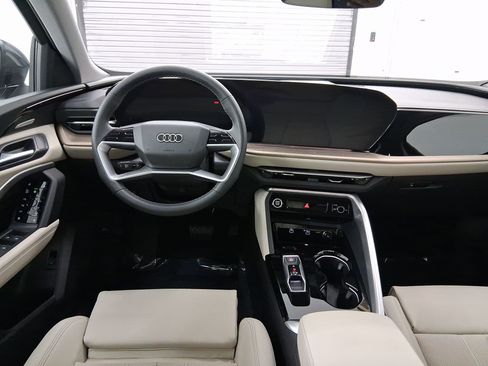 New 2025 Audi Q5 Premium Plus image 4
