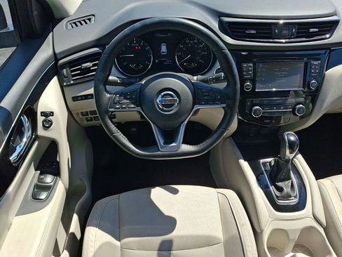 Used 2018 Nissan Rogue Sport SL AWD/4WD image 12