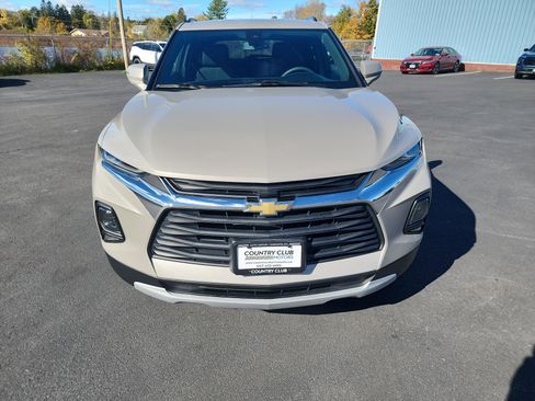 Used 2021 Chevrolet Blazer LT image 3