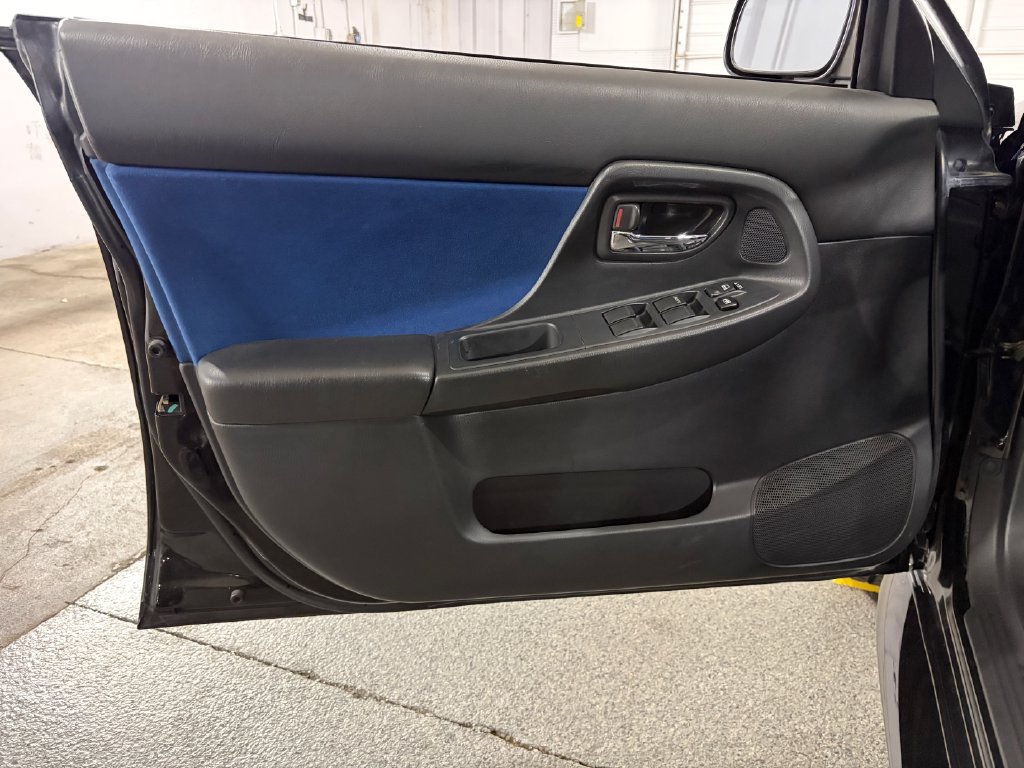Used 2004 Subaru Impreza WRX STI AWD/4WD image 40