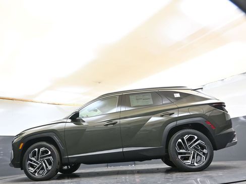 New 2026 Hyundai Tucson Limited image 42