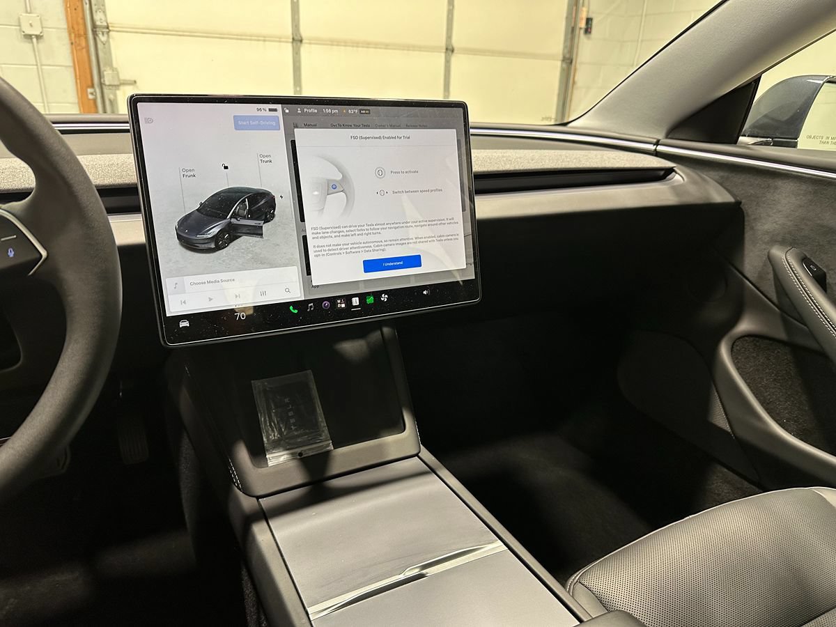 Used 2024 Tesla Model 3 Long Range AWD/4WD image 30