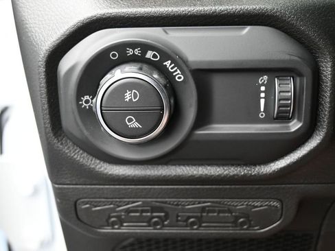 New 2026 Jeep Gladiator Sport AWD/4WD image 28