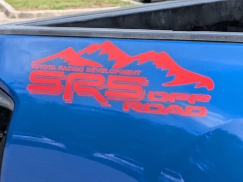 Used 2016 Toyota Tacoma SR5 w/ SR5 Appearance Package (SN) AWD/4WD image 12