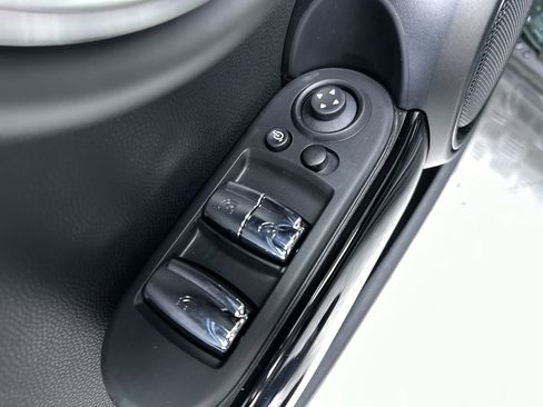 Certified 2024 MINI Cooper S w/ MINI Resolute Edition image 15