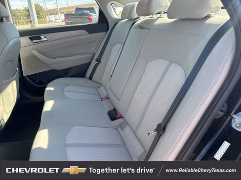 Used 2016 Hyundai Sonata SE image 13