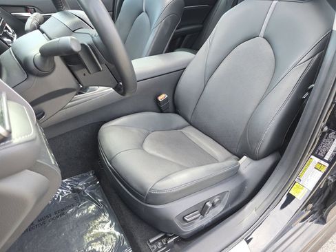 Used 2024 Toyota Camry XSE w/ Cold Weather Package image 19