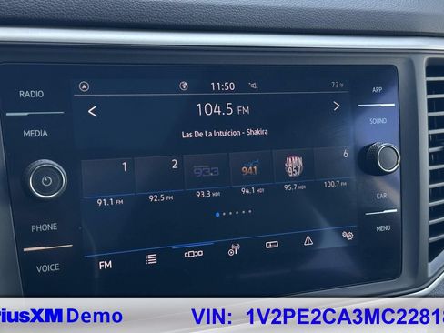 Used 2021 Volkswagen Atlas Cross Sport SE w/ Panoramic Sunroof Package FWD image 27