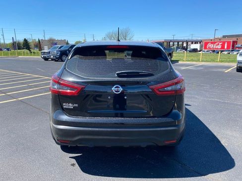 Used 2020 Nissan Rogue Sport S FWD image 7