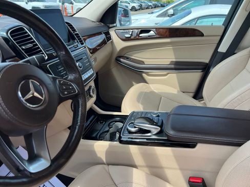 Used 2019 Mercedes-Benz GLS 550 4MATIC image 26