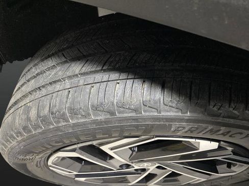 New 2026 Hyundai Tucson Limited image 38