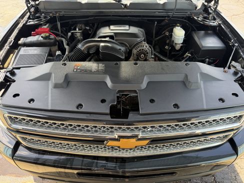 Used 2013 Chevrolet Silverado 1500 LTZ w/ LTZ Plus Package AWD/4WD image 36